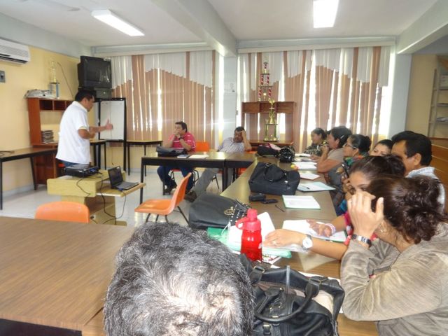 CURSO DE CAPACITACIÓN AL PERSONAL DE LA ESCUELA POR PSICÓLOGOS DEL CENTRO “NUEVA VIDA”   TEMA: DETECCIÓN, ORIENTACIÓN Y CONSEJERÍA EN ADICCIONES”.