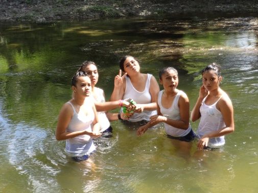 PARTICIPACIÓN EN EL CONCURSO DE ESCOLTAS:  “TERCER LUGAR” 
CELEBRANDO EL TRIUNFO.
